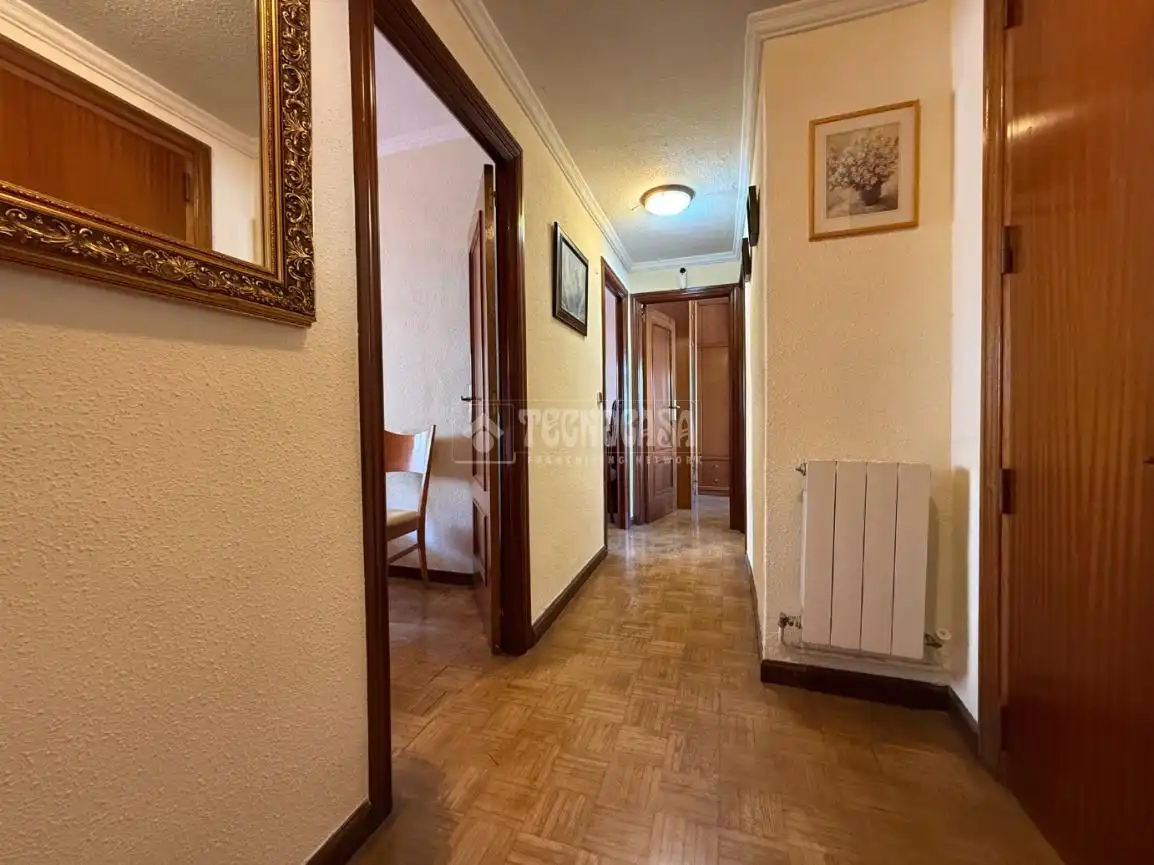 Flat for sale in Madrid  with Air Conditioner, Heating and Parquet flooring