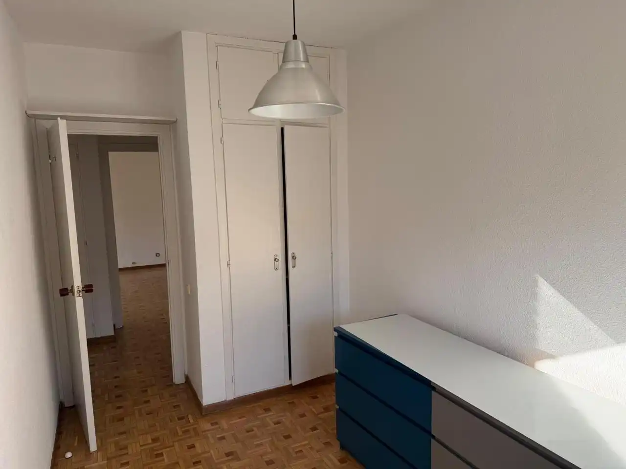 Schlafzimmer von Wohnung zur Miete in Ciudad Lineal