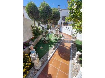 Casa con jardín en venta en Olesa de Montserrat
