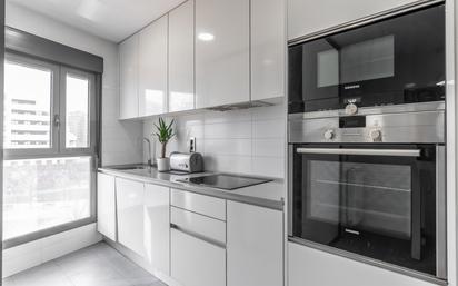 Kitchen of Flat for sale in  Madrid Capital  with Air Conditioner, Heating and Terrace