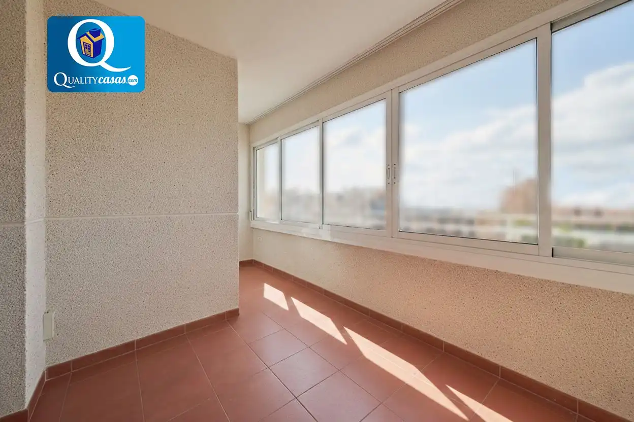 Apartament amb piscina en venda a Playa de San Juan - El Cabo de las Huertas, imagen 2