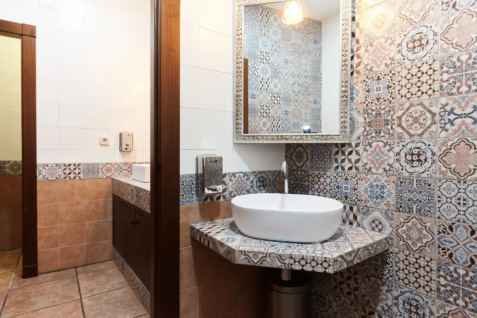 Badezimmer von Geschaftsraum zum Verkauf in Mancha Real mit Klimaanlage