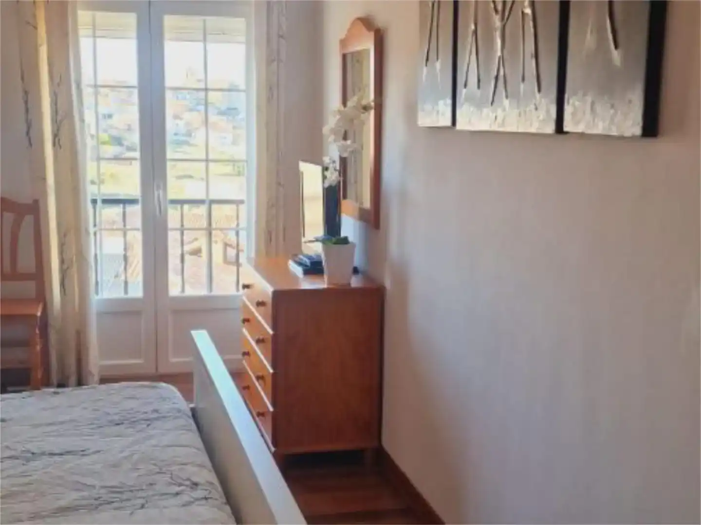 Schlafzimmer von Wohnung zur Miete in Carboneras de Guadazaón mit Parkett, Abstellraum und Möbliert