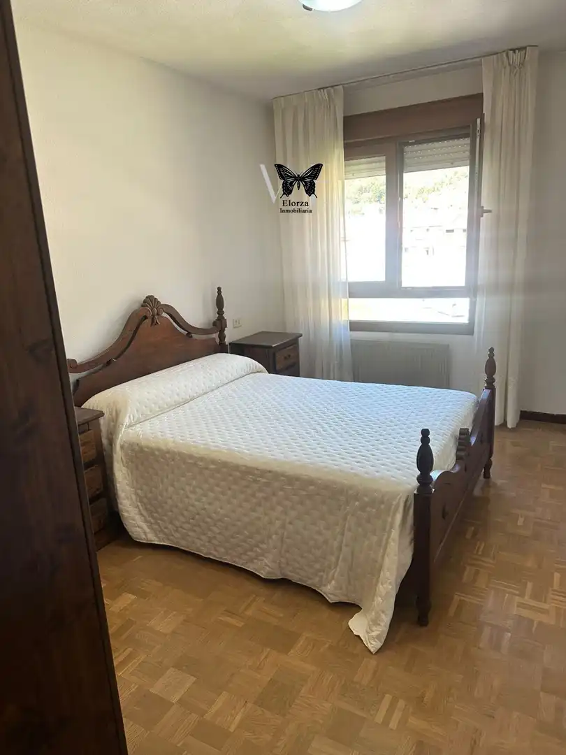 Flat with lift to rent in Salas, imagen 9