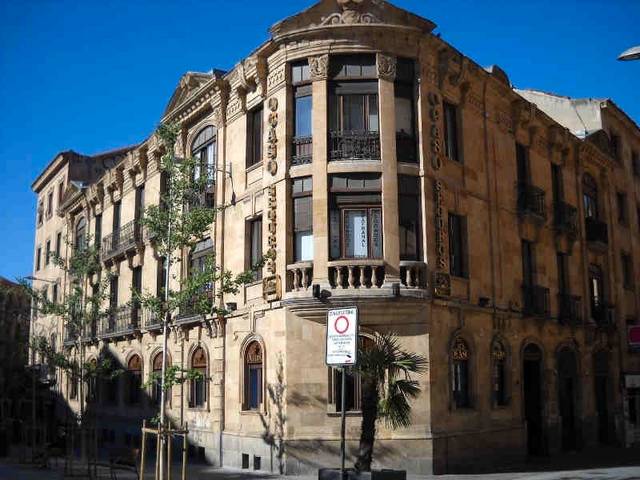 Oficina en Alquiler en Calle Azafranal, 48 en Barrio del Centro