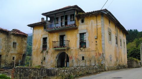 Foto 2 de Casa adosada en venda a Barrio San Miguel Aras, Voto, Cantabria