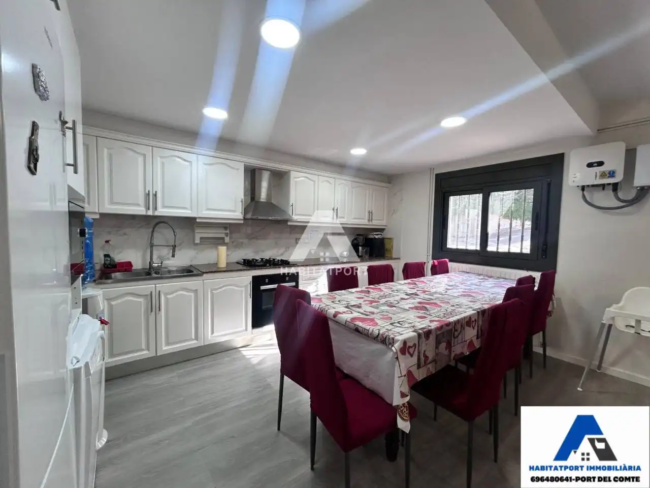 Cocina de Casa o chalet en venta en La Coma i la Pedra con Calefacción, Jardín privado y Amueblado