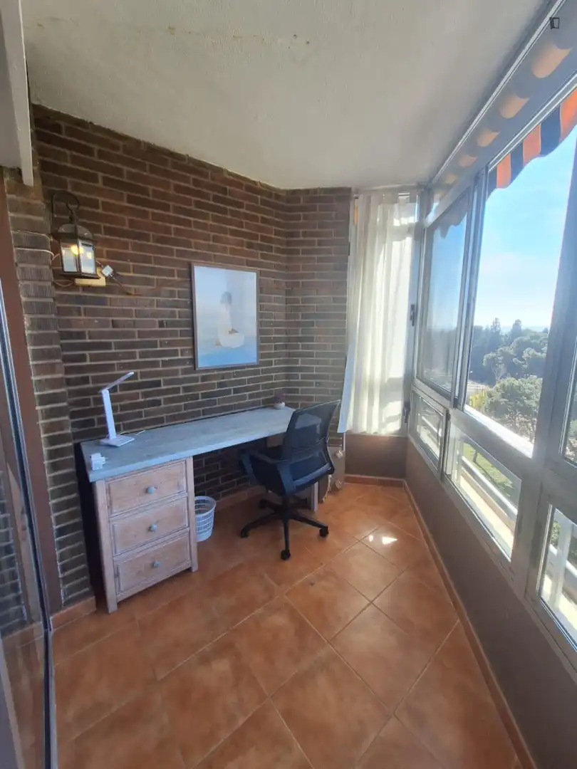 Apartamento de alquiler en Moncada con Amueblado, Horno y Lavadora