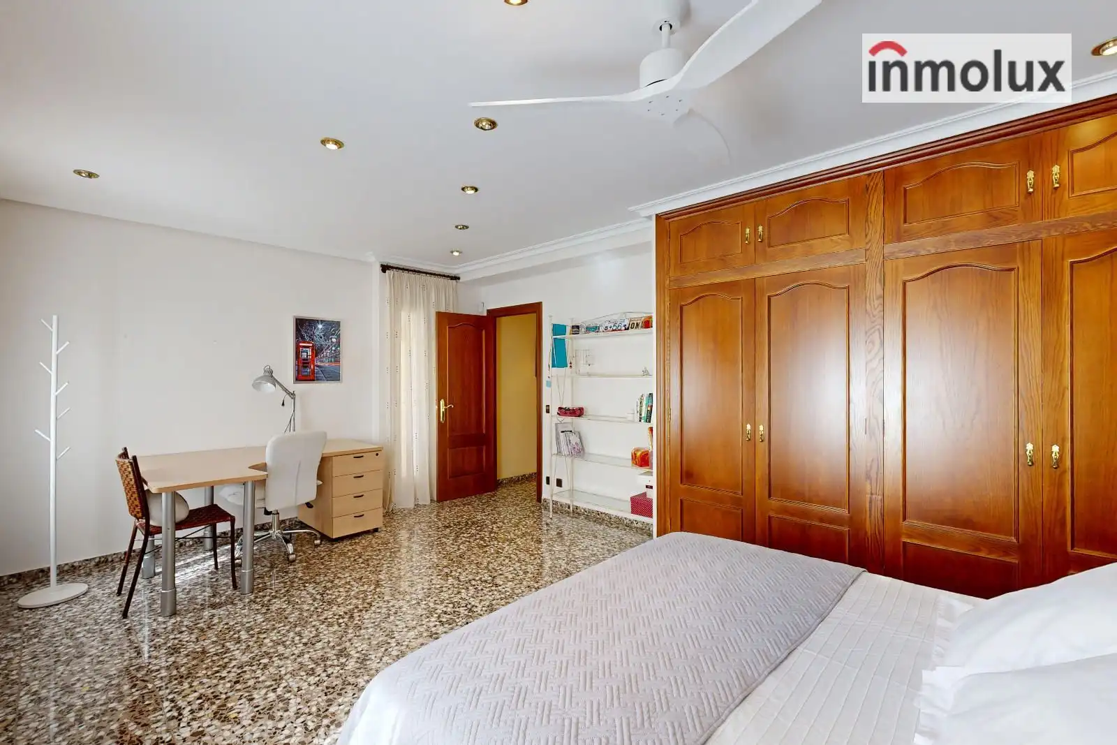 Detached house with pool for sale in Calle Formentera, imagen 20