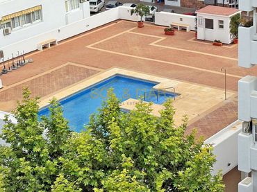 Wohnung mit Pool zum Verkauf in Romeria del Rocio