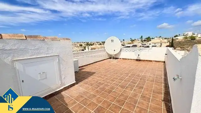 Vista exterior de Casa o xalet en venda en Rojales amb Jardí privat, Terrassa i Moblat