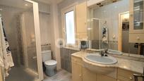 Bathroom of Flat for sale in Santurtzi   with Balcony