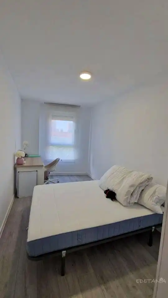 Bedroom of Flat for rent in Alfara del Patriarca  with Air Conditioner, Terrace and Furnished
