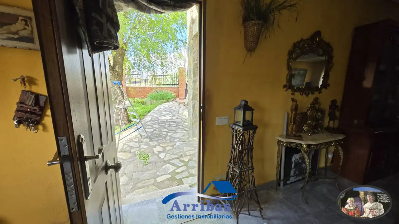 Houses for sale in Escalona  with Heating, Private garden and Terrace