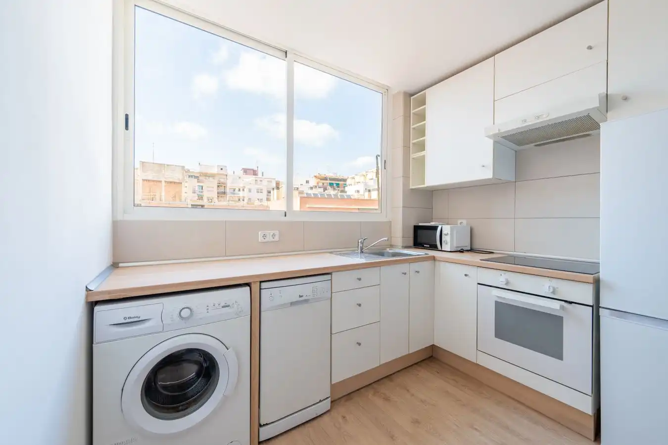 Kitchen of Flat for sale in Barcelona  with Air Conditioner and Heating