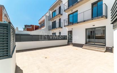 Terrace of Flat to rent in Santa Coloma de Gramenet  with Air Conditioner and Balcony