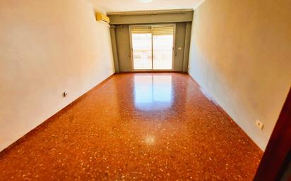 Exterior view of Flat for sale in Burjassot  with Air Conditioner, Terrace and Balcony