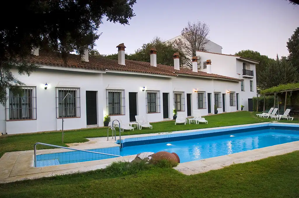 Hotel for sale in Galaroza, imagen 5