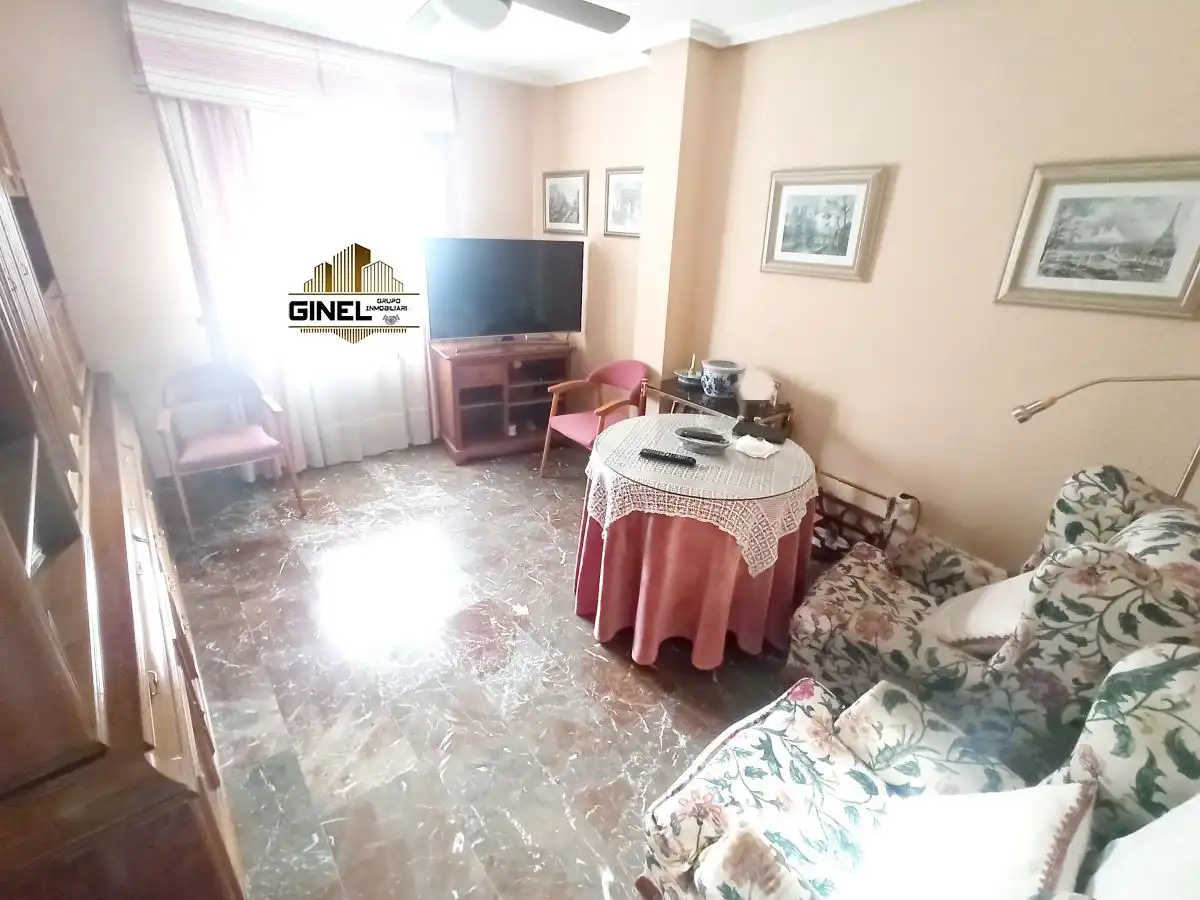 Sala d'estar de Casa o xalet en venda en Jaén amb Aire condicionat, Calefacció i Terrassa