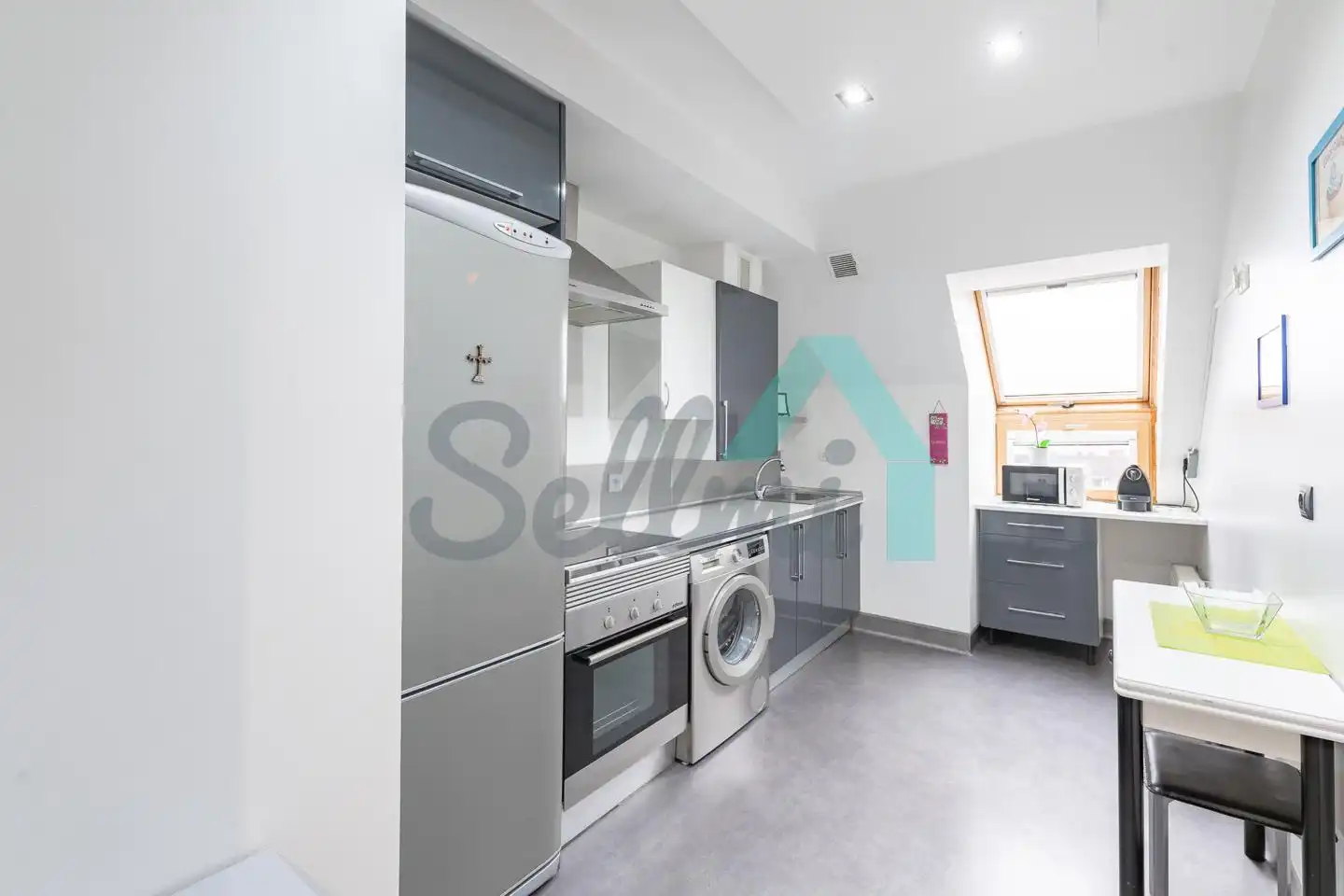 Kitchen of Flat for share in Oviedo   with Heating, Furnished and Internet
