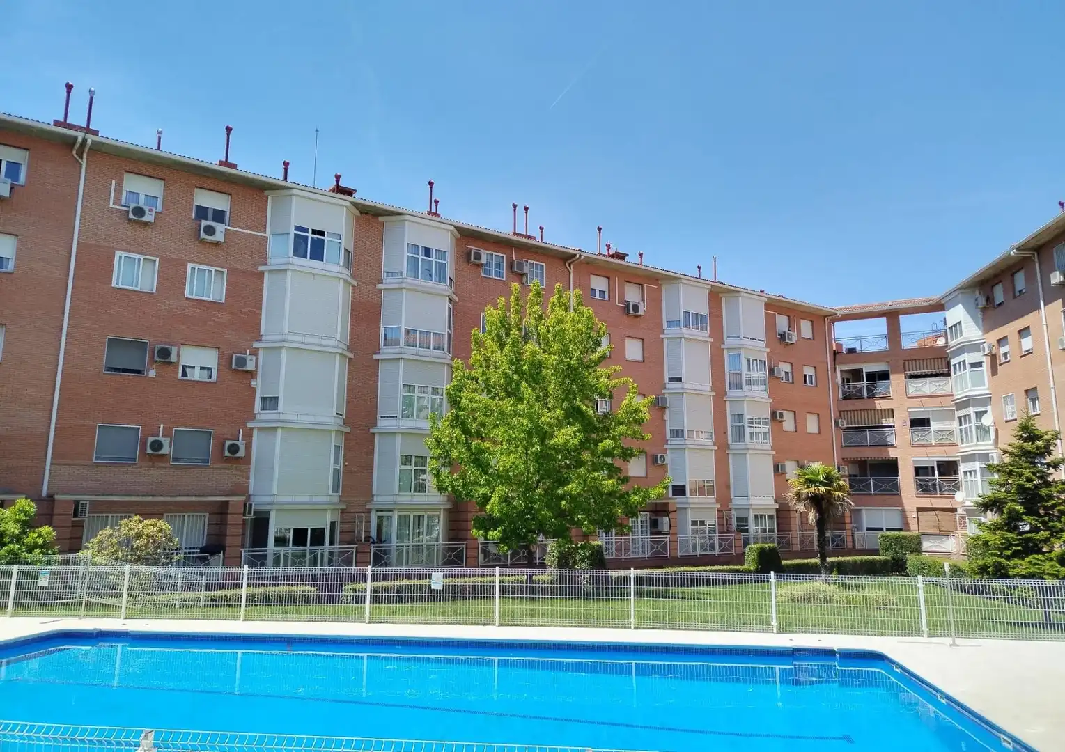 Exterior view of Flat for rent in Arganda del Rey  with Air Conditioner, Heating and Private garden