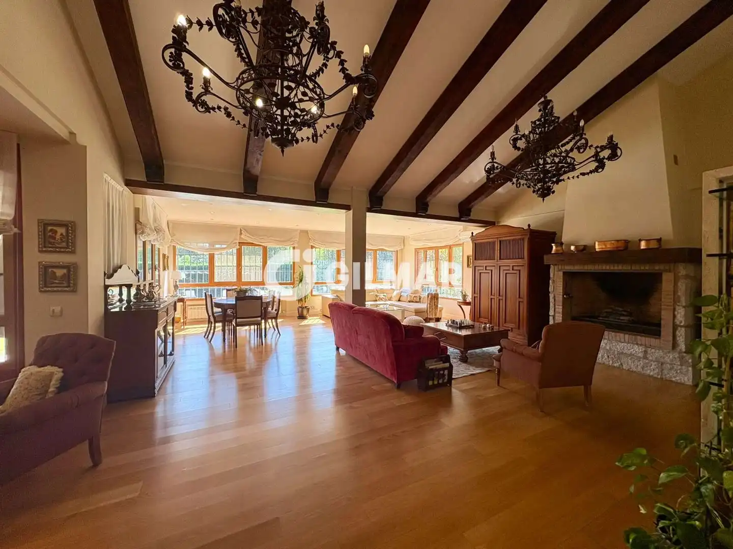 Chalet con piscina en venta en Las Lomas, imagen 4