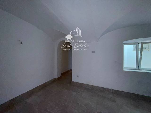 Casa-chalet en Venta en Centro