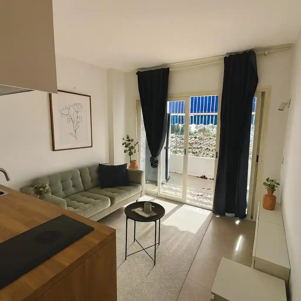Sala d'estar de Estudi en venda en Calvià amb Piscina i Moblat