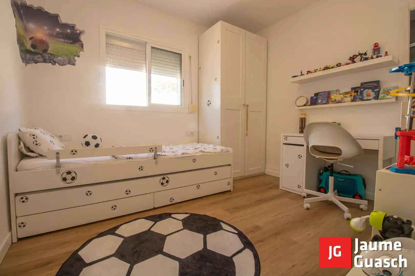 Bedroom of Detached homes for sale in La Pobla de Montornès    with Heating, Private garden and Parquet flooring