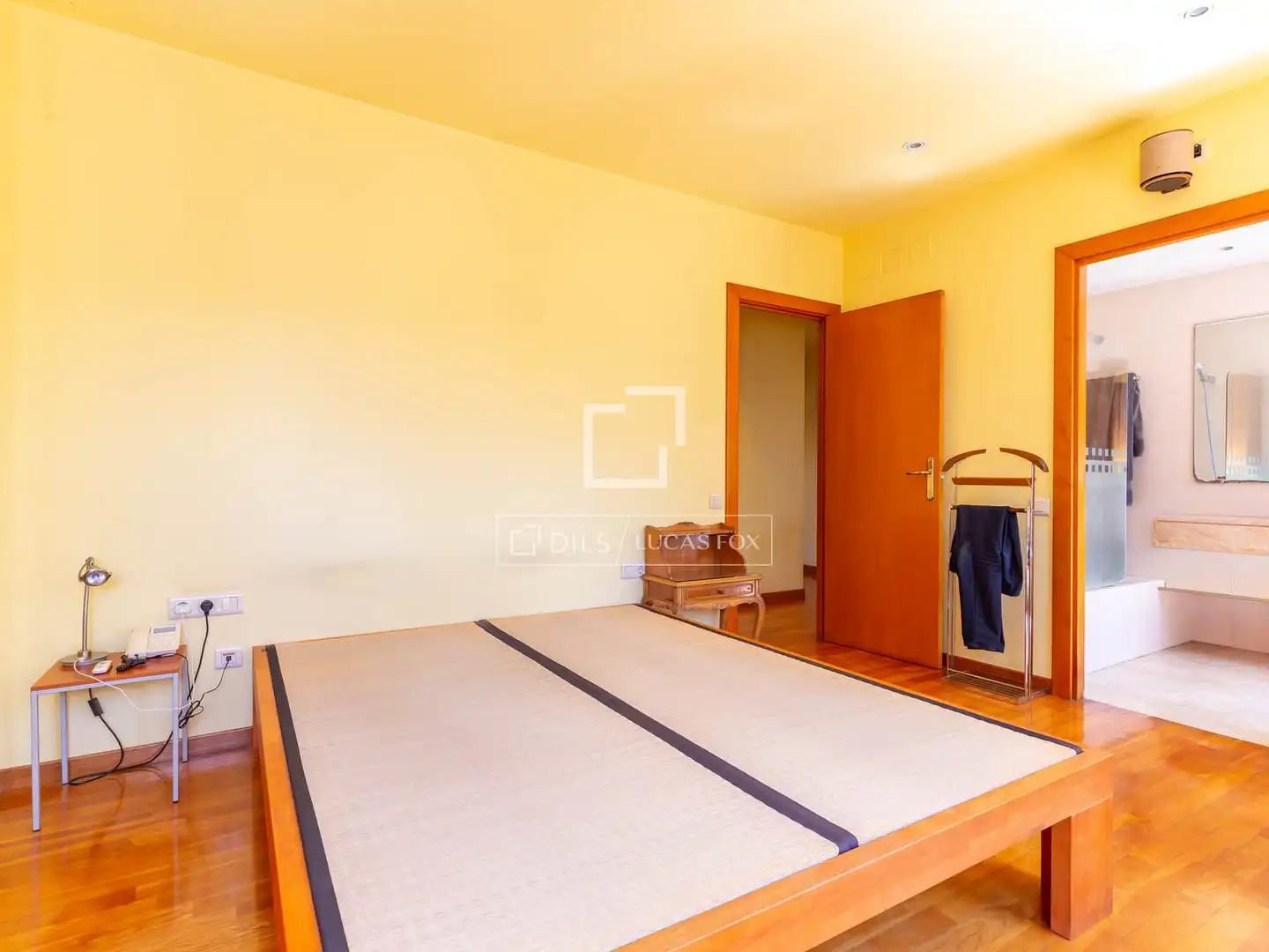 Bedroom of Flat for sale in Esplugues de Llobregat  with Air Conditioner, Heating and Private garden