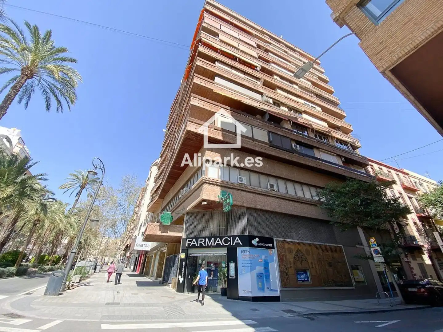 Vista exterior de Piso en venta en Alicante / Alacant con Aire acondicionado, Terraza y Balcón