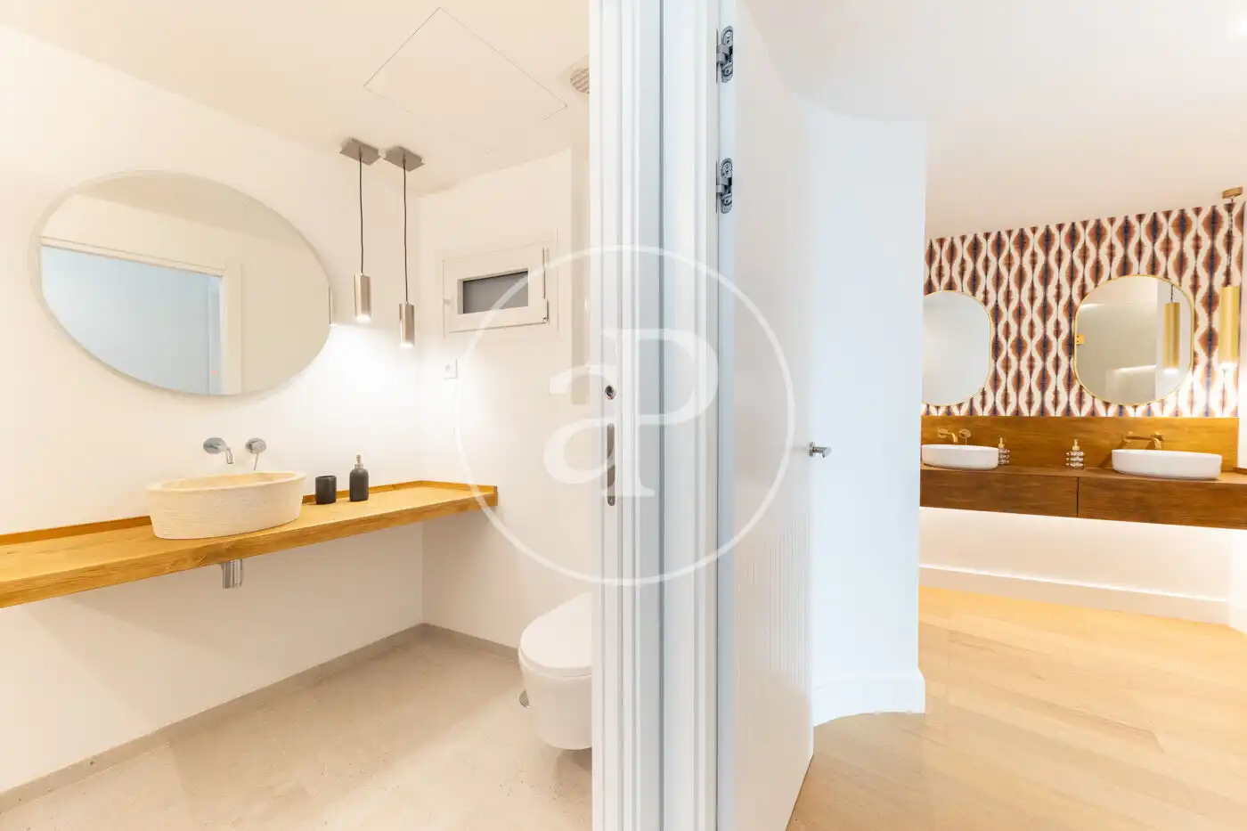 Baño de Piso en venta en  Palma de Mallorca con Aire acondicionado, Calefacción y Amueblado
