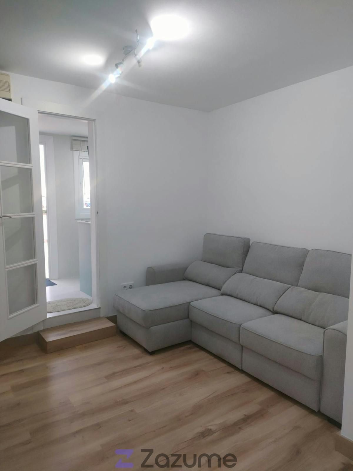 Attic to rent in Carrer de Cristòfor Colom, Vinyets - Molí Vell