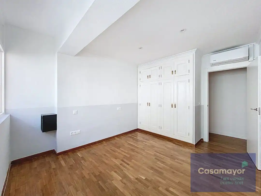 Piso de alquiler en Alicante / Alacant con Aire acondicionado y Calefacción