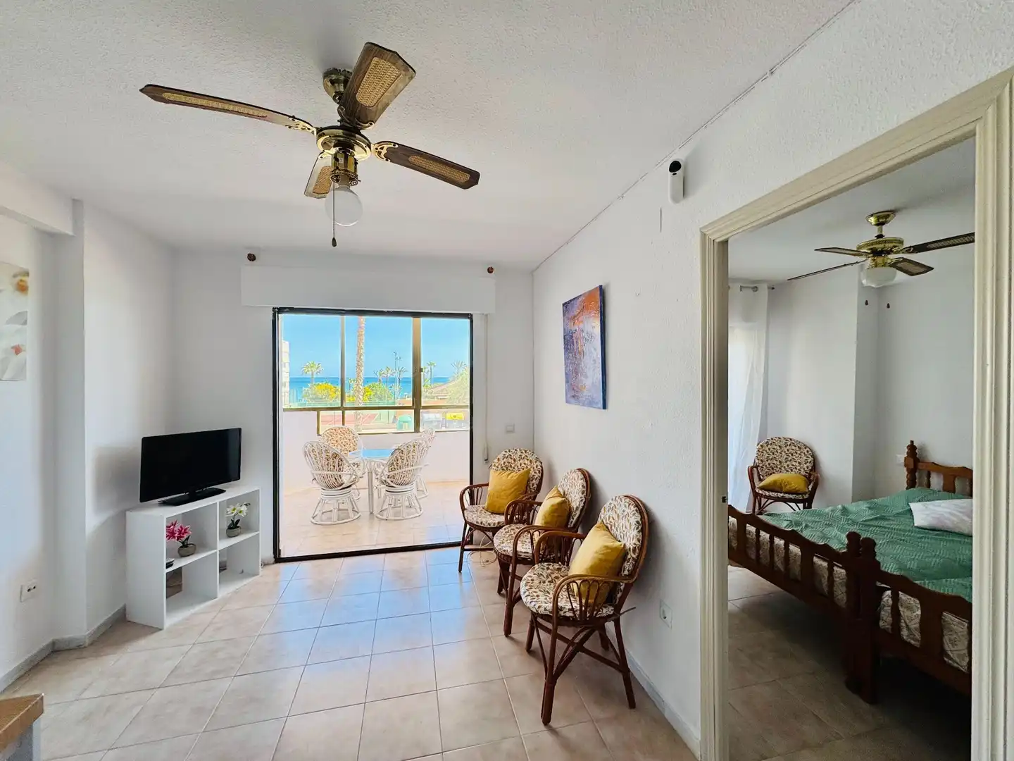 Living room of Apartments for sale in Torrevieja  with Heating, Terrace and Furnished