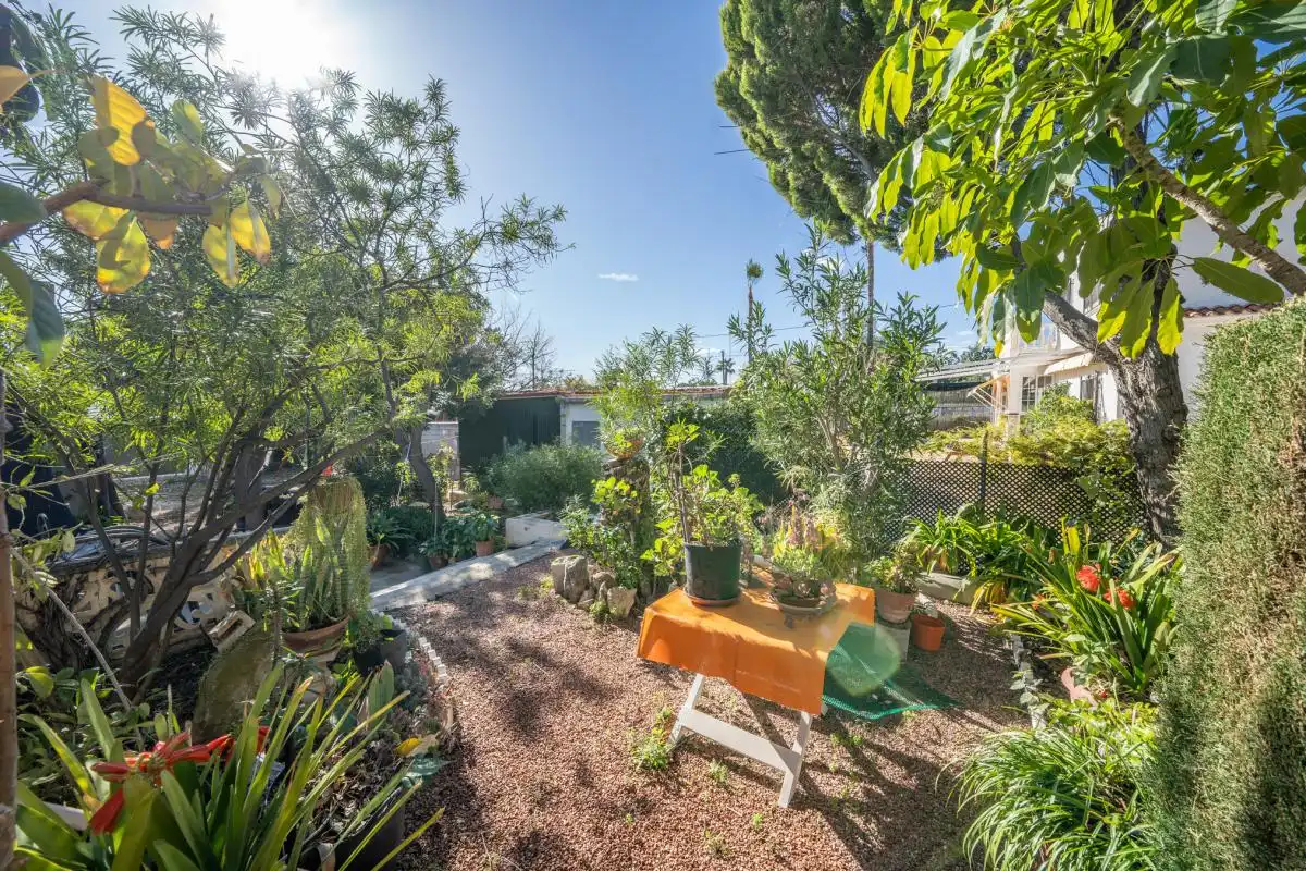 Jardí de Casa o xalet en venda en Crevillent amb Aire condicionat, Calefacció i Jardí privat