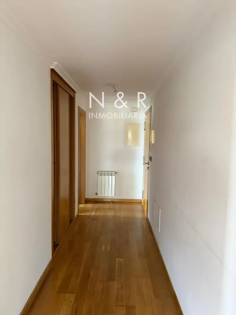 Flat for rent in Santiago de Compostela   with Heating