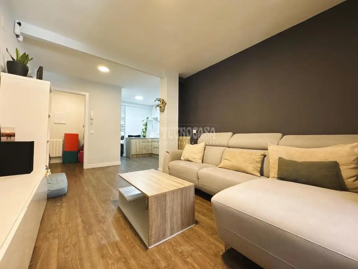 Living room of Flat for sale in Madrid  with Air Conditioner and Heating