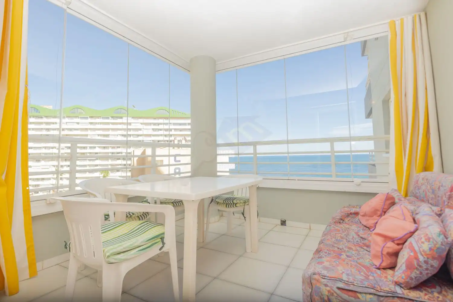 Terraza de Apartamento en venta en Calpe / Calp con Terraza y Piscina comunitaria