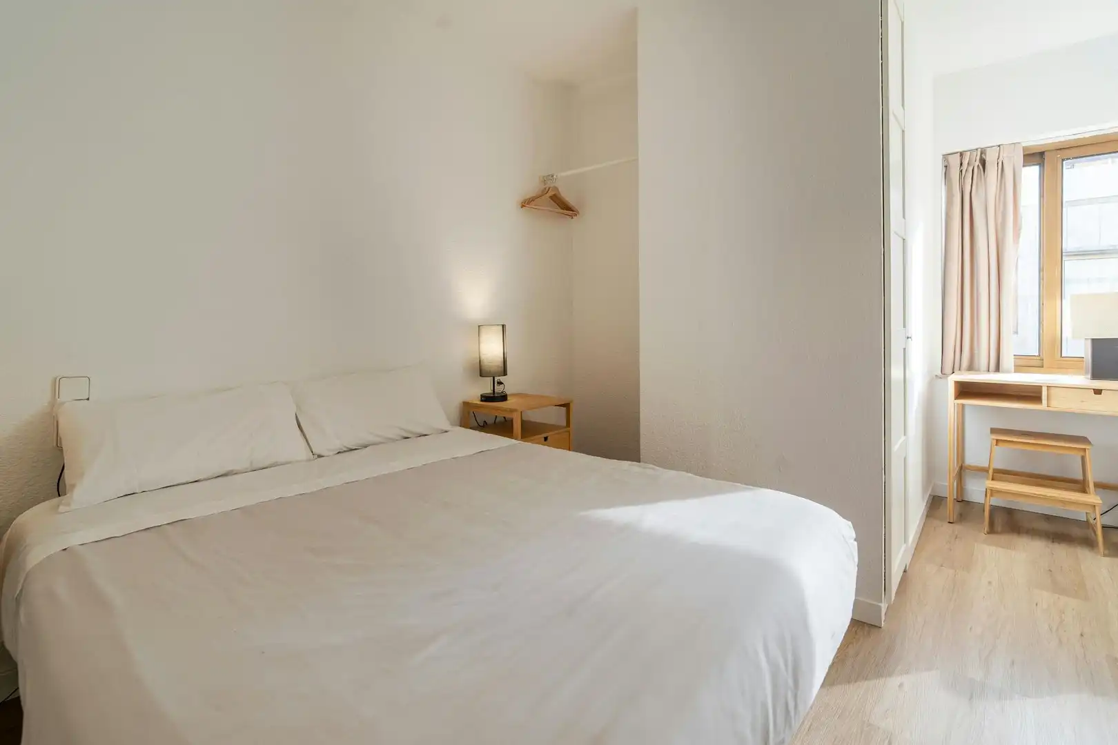 Habitación de Piso de alquiler en Valencia con Aire acondicionado, Calefacción y Amueblado