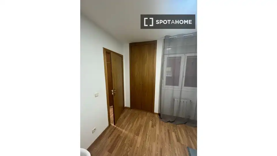 Bedroom of Flat for share in Getafe  with Air Conditioner, Heating and Furnished
