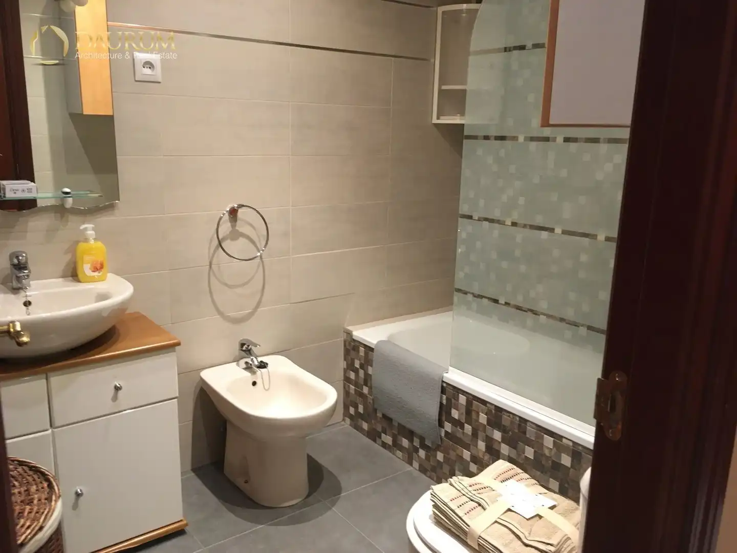 Bathroom of Attic for sale in Málaga  with Air Conditioner, Heating and Terrace