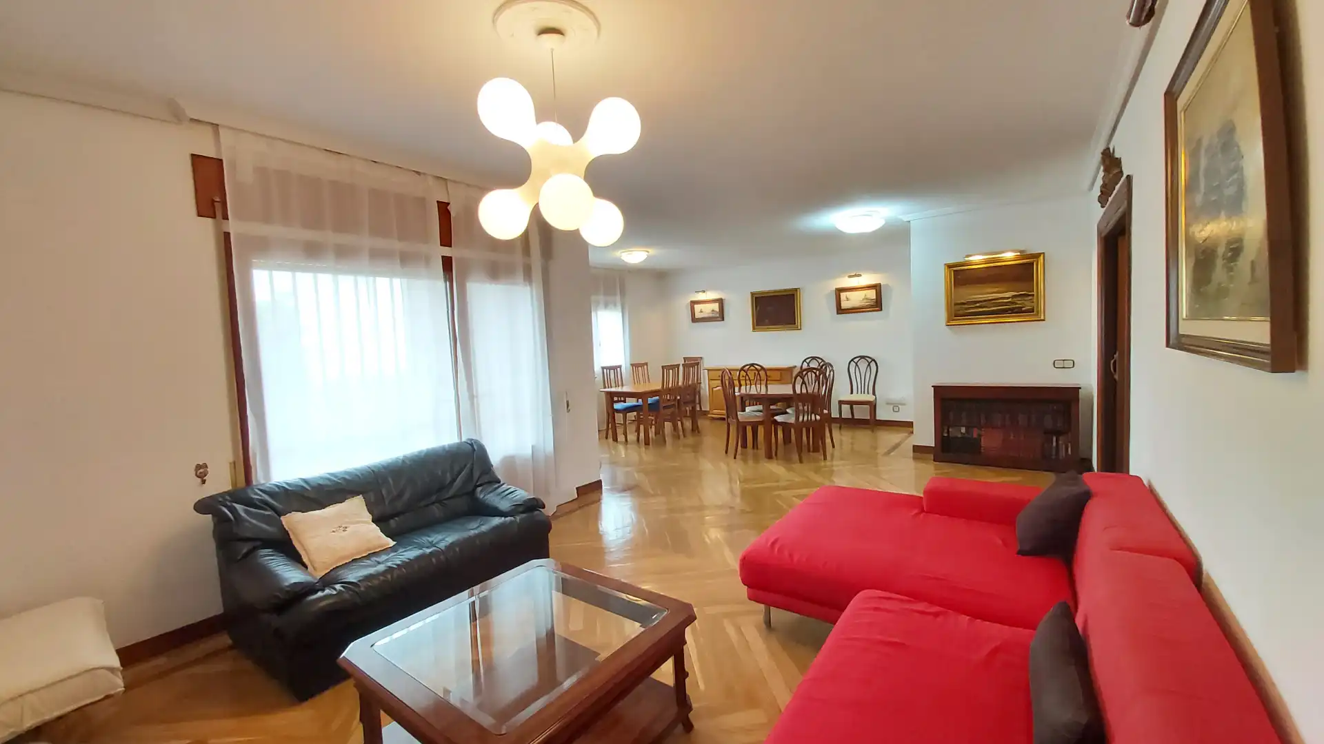 Sala d'estar de Casa o xalet en venda en Villaviciosa de Odón amb Aire condicionat, Calefacció i Jardí privat