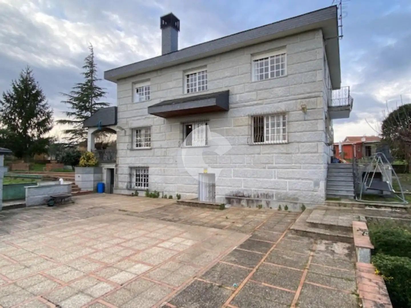 Vista exterior de Casa o chalet en venta en Coles con Calefacción, Jardín privado y Trastero