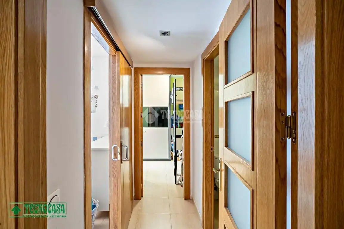 Wohnung zum Verkauf in Roquetas de Mar mit Klimaanlage