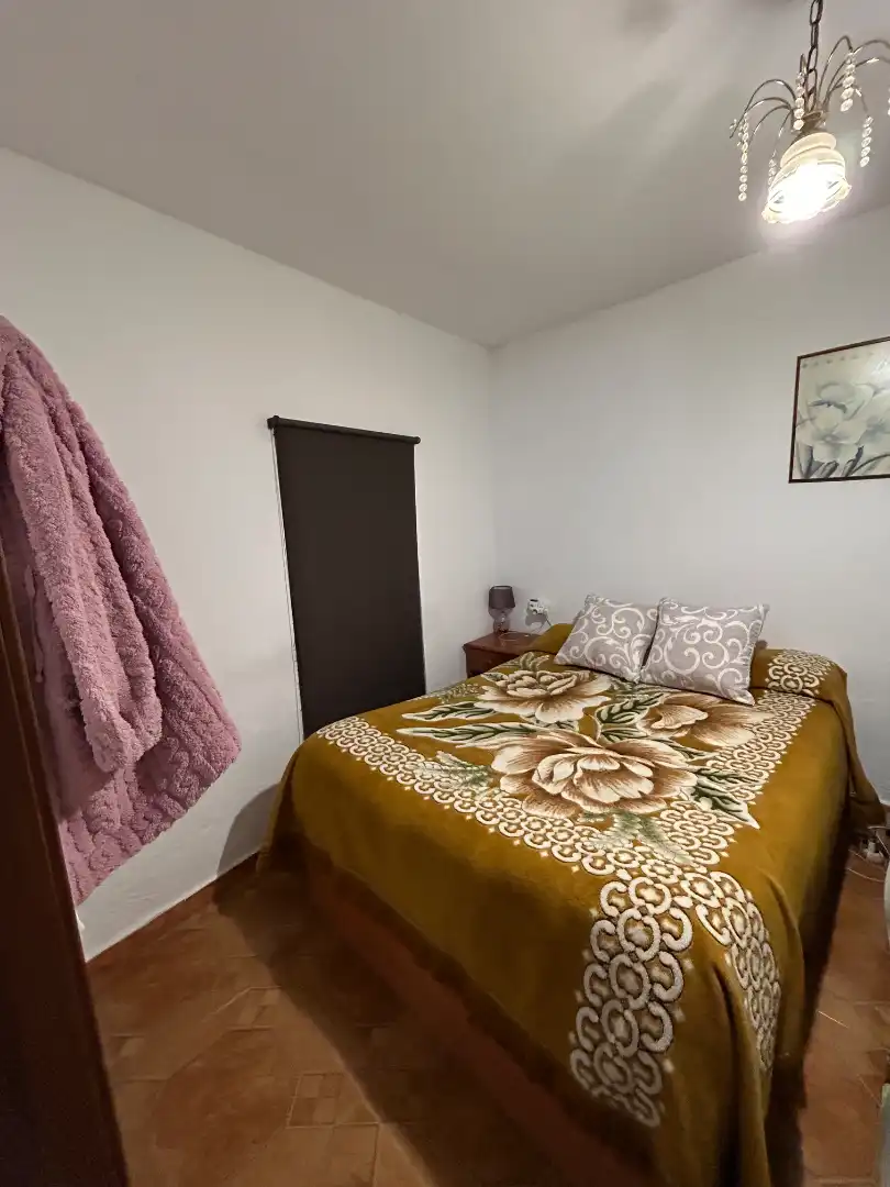 Dormitori de Casa o xalet en venda en Bodonal de la Sierra amb Terrassa, Traster i Moblat
