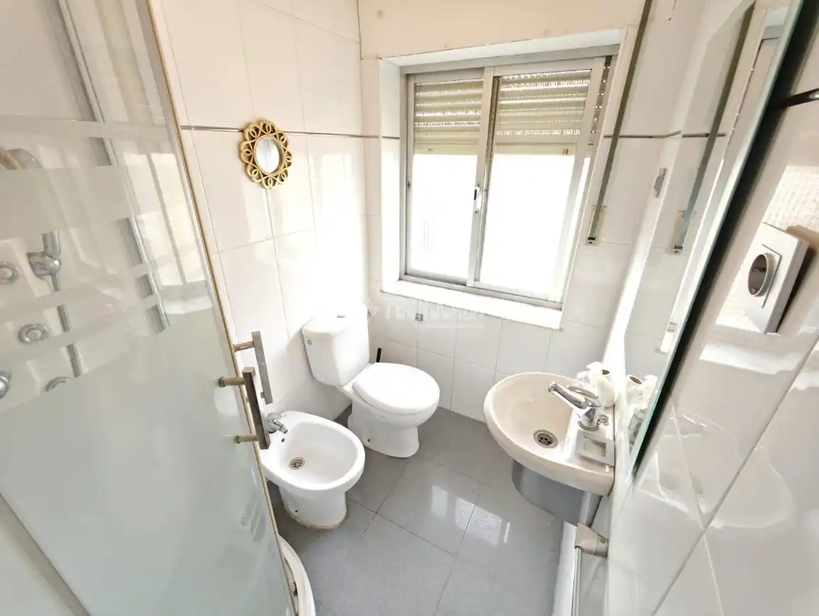 Baño de Piso en venta en Santander