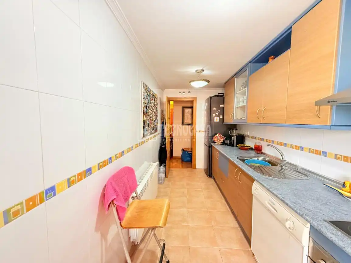 Cocina de Piso en venta en Seseña con Calefacción, Terraza y Balcón
