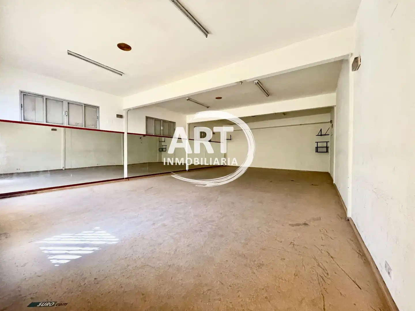 Casa adosada en venda a Trinquet, Centro