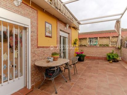 Terrassa de Pis en venda en  Granada Capital